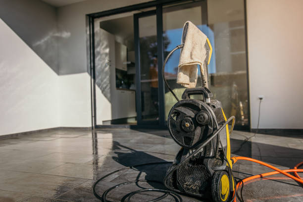 Best Animal Enclosure Cleaning  in Buda, TX
